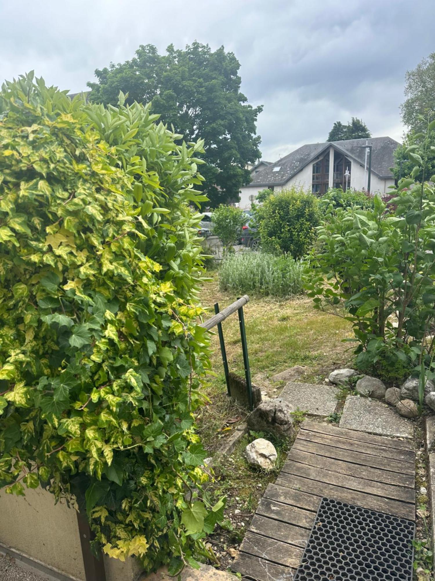 Joli T1 Bis 15 Min A Pied Du Lac Le Bourget-du-Lac Exterior foto